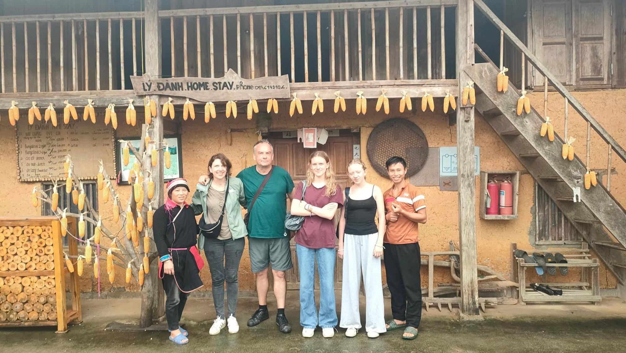 Ly Danh Homestay Quan Ba 客房 照片